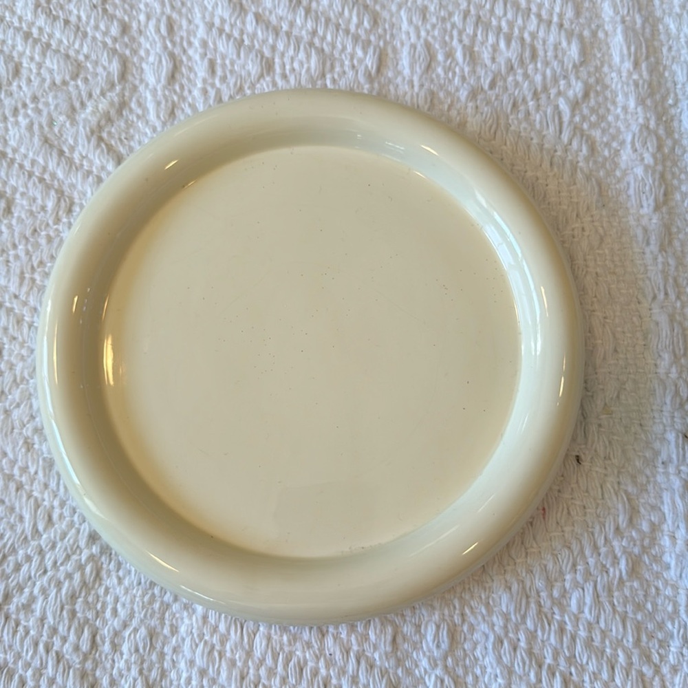 PartyLite 3-WICK 7.5" Cream Candle Holder